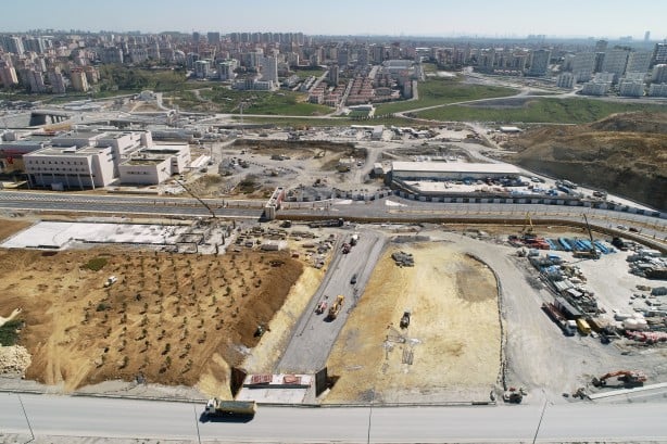 Foto - Devlet İstanbulluları Ekrem İmamoğlu’nun eline bırakmadı! Başakşehir Şehir Hastanesinde son durum böyle gözlendi