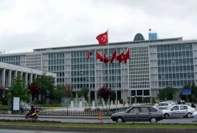 Foto - Devlete çökemedi, CHP’ye çöktü! Her gün yeni bir skandal ve rüşvet ortaya çıkıyor