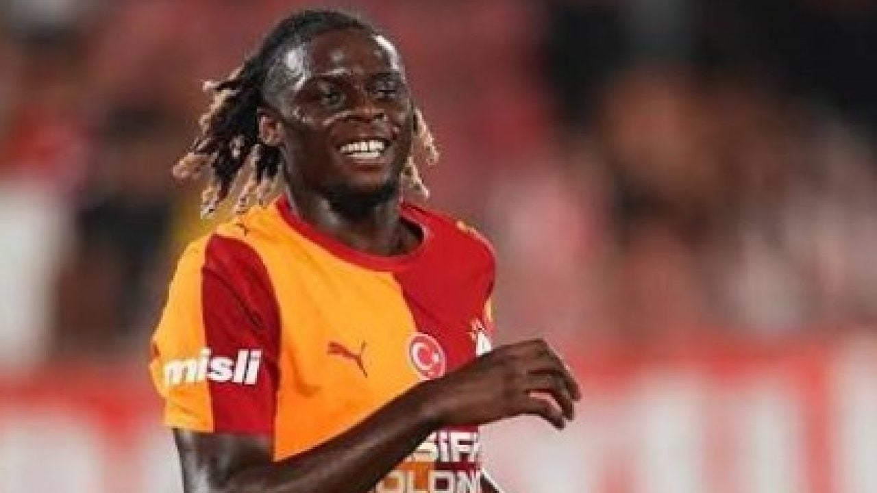 Foto - Devre arasında yollar ayrılacak! Forma şansı bulamayan Lesley’den ayrılık kararı