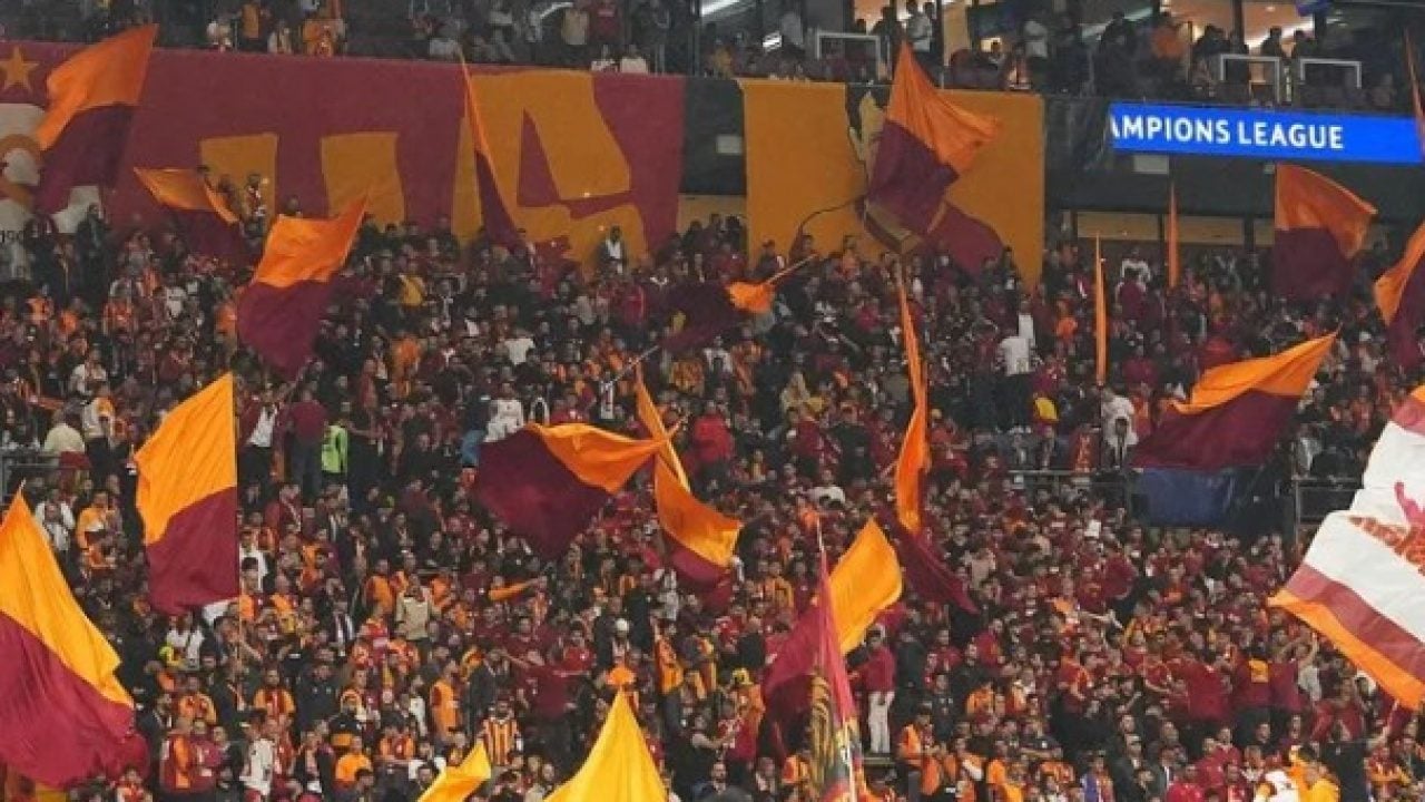 Devre arasında yollar ayrılacak! Forma şansı bulamayan Lesley’den ayrılık kararı