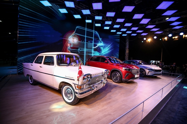 "Devrim" Togg Gemlik Kampüsü'ne getirildi