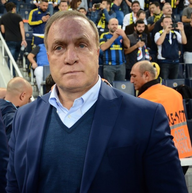 Foto - Dick Advocaat çıldırdı!