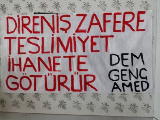 Foto - Dicle Üniversitesi Tıp Fakültesi 'sözde' öğrencilerinden PKK’ya destek eylemi