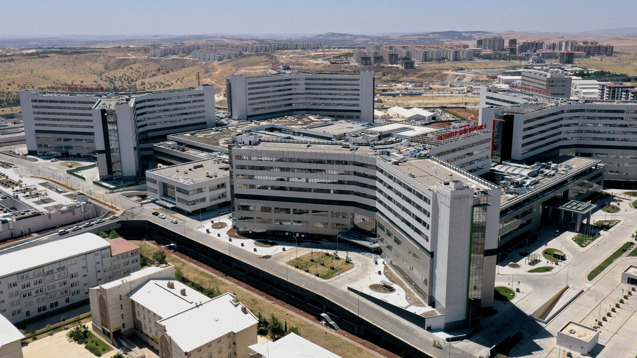 Diğer ülkelerden gelip inceliyorlar! Türkiye’nin sağlık üsleri kıskandırıyor