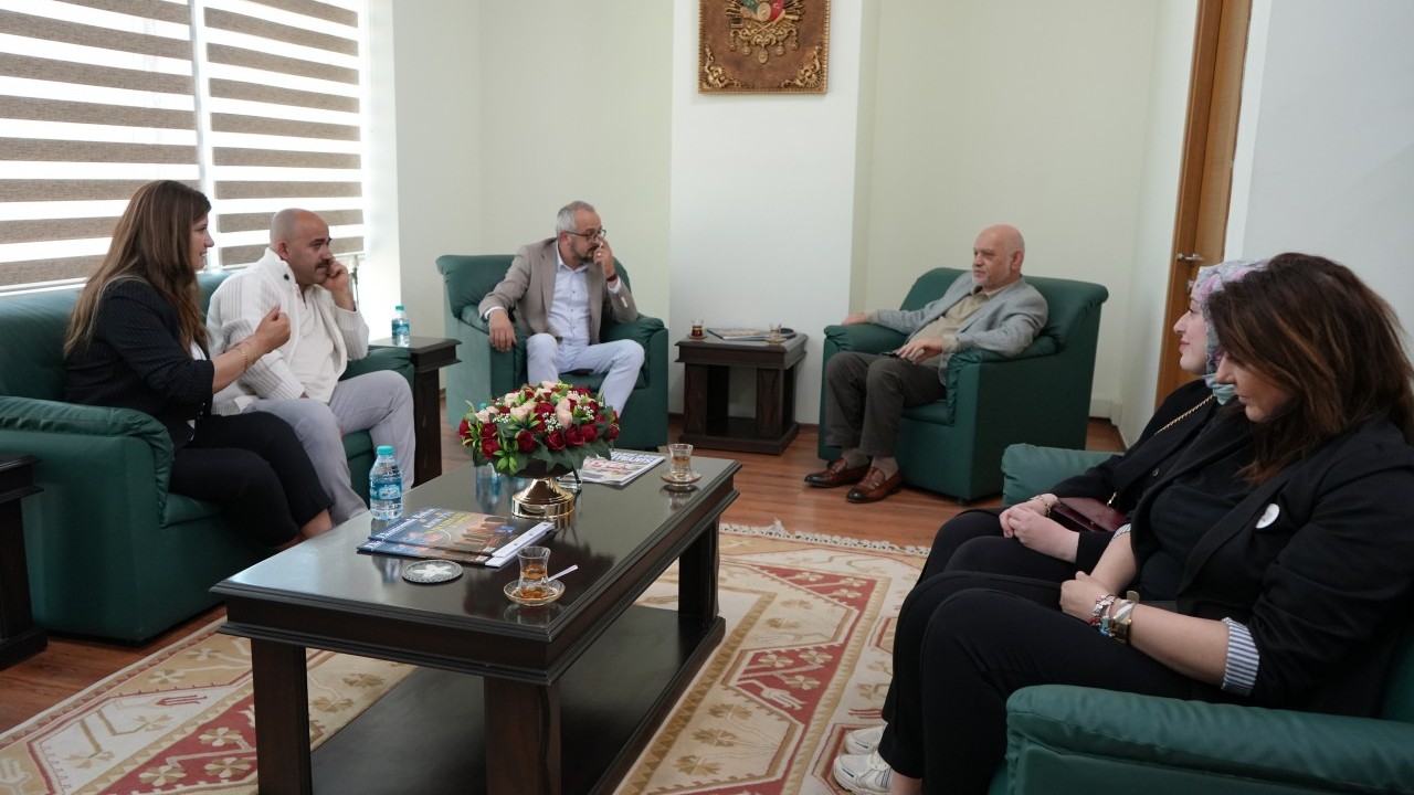 Dijital Birlik Platformu’ndan akit’e ziyaret