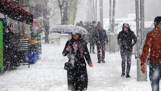 Foto - Meteorolojinin uyarısının ardından harekete geçildi! 14 Mart'a kadar okullara tatil 