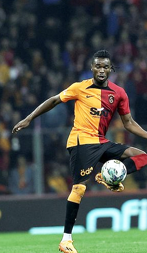 Foto - Dikkat çekti... Galatasaray'da yaprak dökümü sürüyor! Okan Buruk neşteri vuruyor...