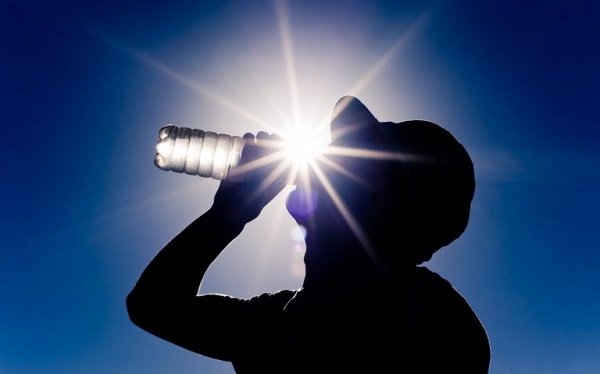 Foto - Dikkat edilmezse ölümcül sonuçları olabiliyor! Sıcak çarpmasının belirtileri