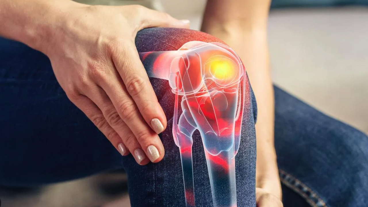 Foto - Dikkat! Merdivenler herkes için yararlı değil! Diz ağrısı olanlar için önemli ipuçları