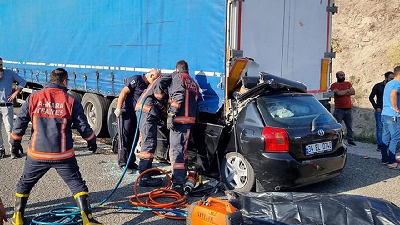 Foto - Dikkat! Sadece direksiyon başında olanlar bu tehlikeye açık: Gözler açık, zihin kapalı!
