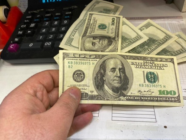 Foto - Dikkat sadece tek bir yöntemle farkına varabiliyorsunuz! Şimdi de dolar teröristleri çıktı