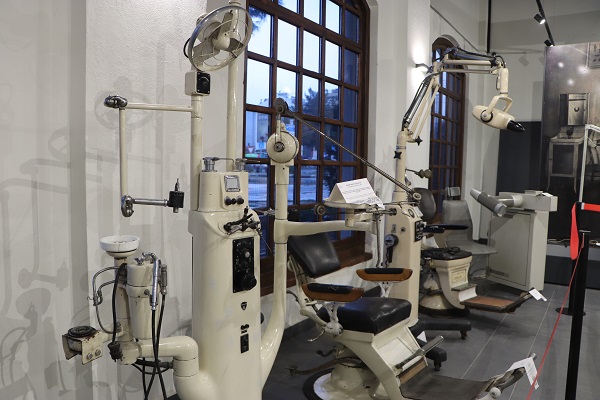 Foto - Dikkatli bakın! Sizce bu aletler ne için kullanılıyor? 