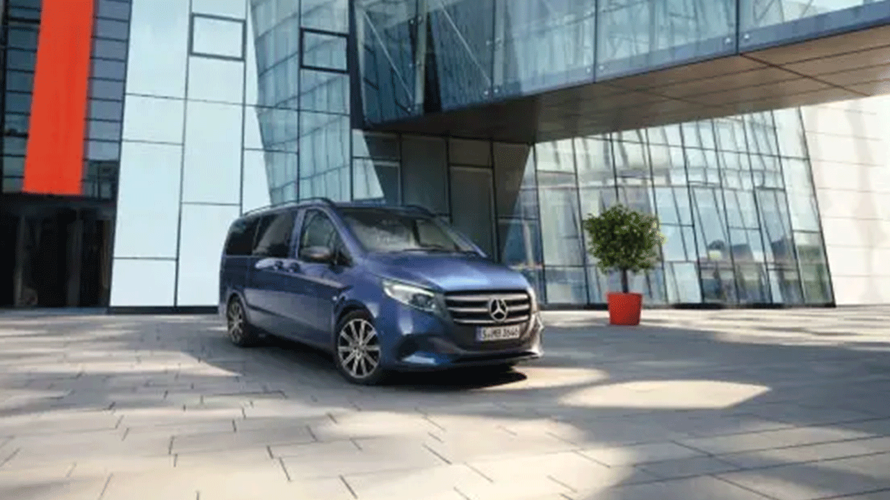 Foto - Dilan Polat'ın lüks araçları satışta: Fiyatlarını gören inanamıyor!