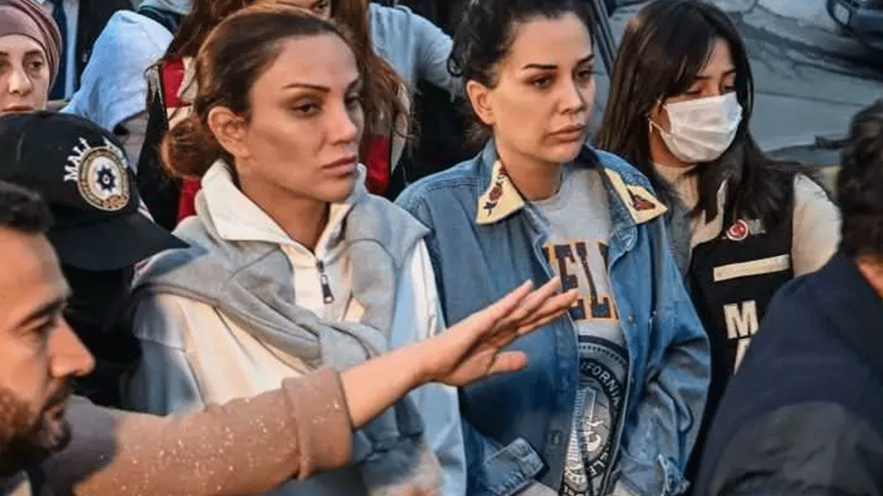 Foto - Dilan Polat'ın lüks araçları satışta: Fiyatlarını gören inanamıyor!