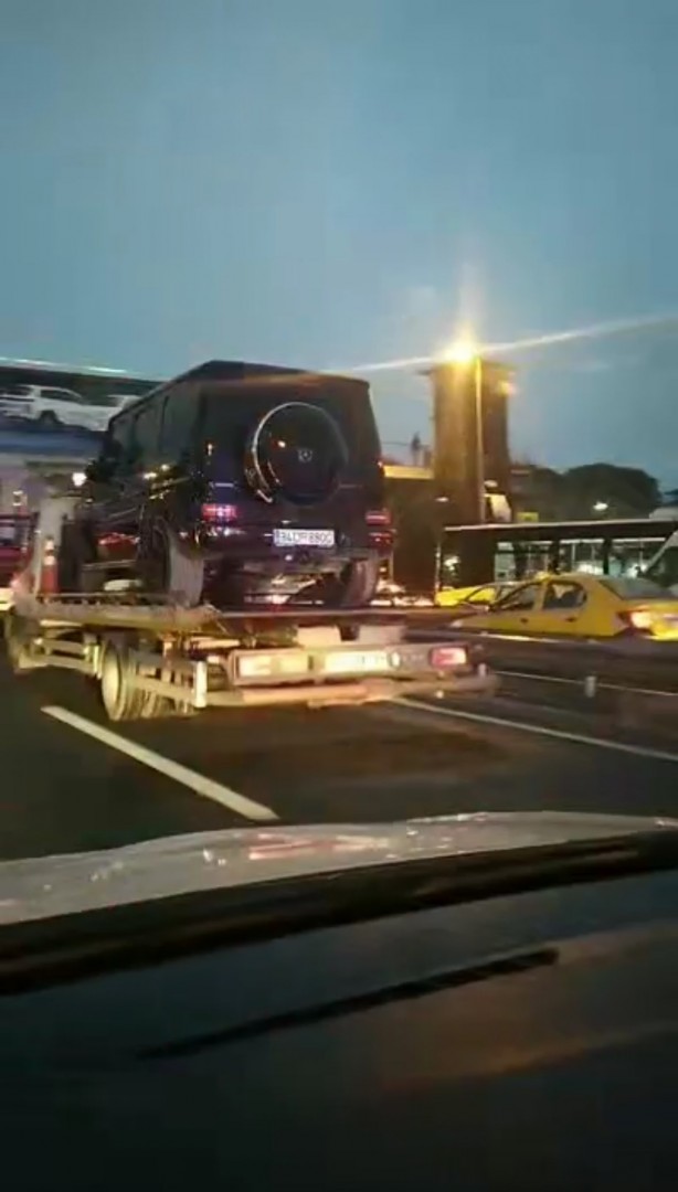 Foto - Dilan Polat’ın lüks araçları vatandaşları şaşırttı