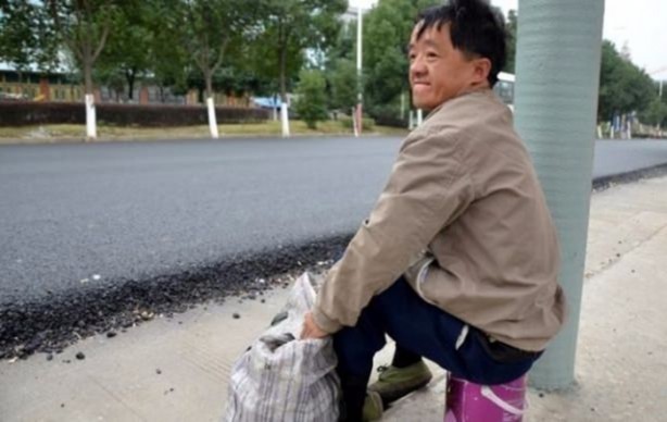 Foto - Dilencinin inanması zor oyunu
