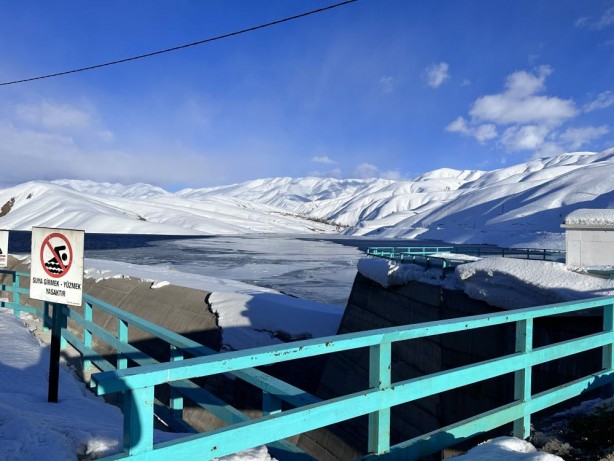 Dilimli Barajı kısmen dondu