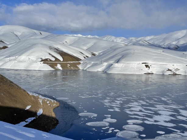 Foto - Dilimli Barajı kısmen dondu