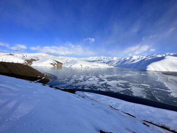 Foto - Dilimli Barajı kısmen dondu