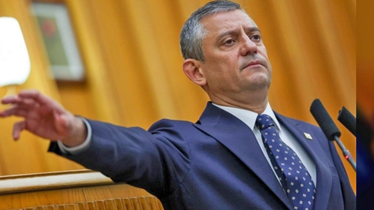 Foto - Dindarlar buna ‘Fransız’ kalamaz... Dindarlara ‘Bursa’dan ayar verdiler, ‘Laiklik sopası’yla dövdüler... Dindarların hayatı hep mücadele etmekle mi geçecek? 