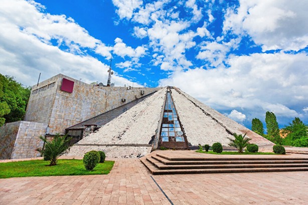 Foto - Dindarlarda sekülerleşme ‘ateizm’e kapı aralıyor: İşte ateizm gerçeği... Adı: ‘Hoca’ Kendisi: ‘Ateist