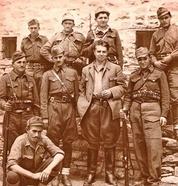 Foto - Dindarlarda sekülerleşme ‘ateizm’e kapı aralıyor: İşte ateizm gerçeği... Adı: ‘Hoca’ Kendisi: ‘Ateist