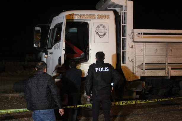 Foto - Dinlendiği kamyonda ölü bulundu!