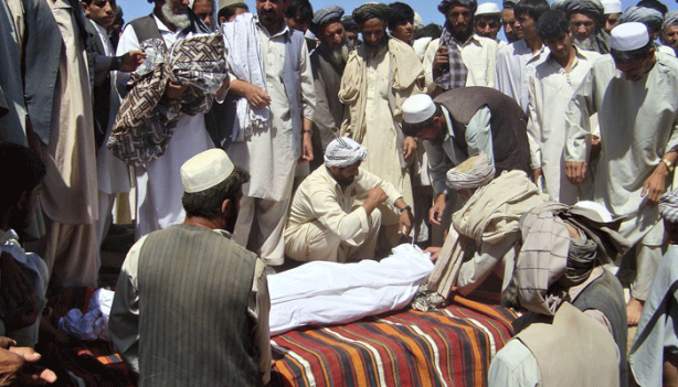 Foto - Direniyorlar! Taliban’a beklenmeyen darbe: Yüzden fazla ölü, 200 yaralı