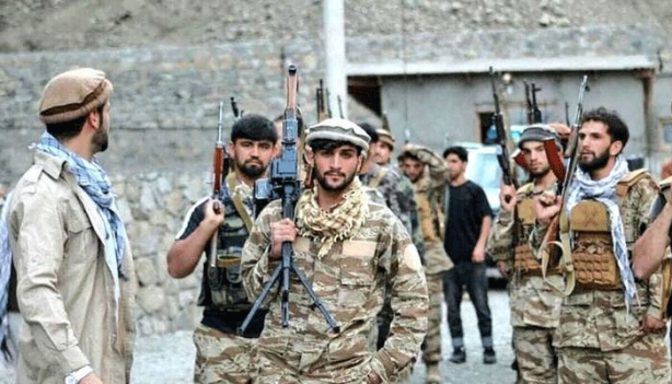 Foto - Direniyorlar! Taliban’a beklenmeyen darbe: Yüzden fazla ölü, 200 yaralı