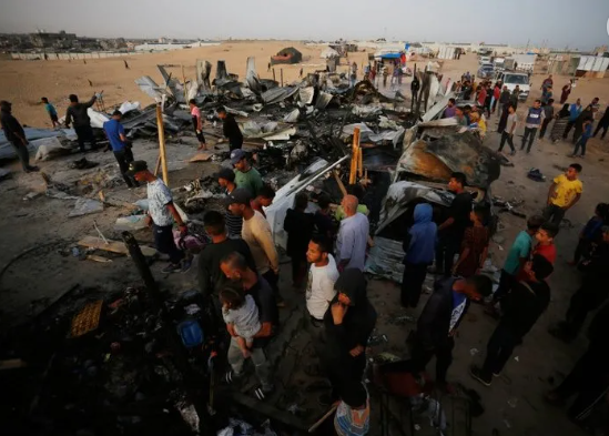 Foto - Diri diri yaktılar! ABD ve Almanya’dan skandal açıklamalar