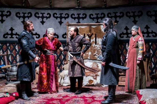 Foto - "Diriliş Ertuğrul" ekibine muhteşem karşılama