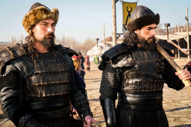 Foto - "Diriliş Ertuğrul" ekibine muhteşem karşılama