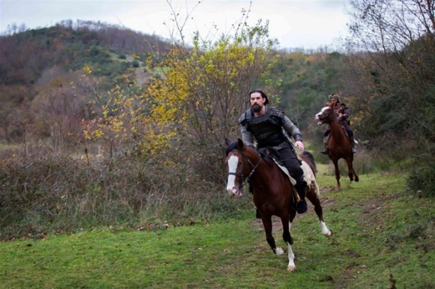 Foto - "Diriliş Ertuğrul" ekibine muhteşem karşılama