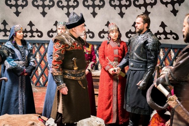 Foto - "Diriliş Ertuğrul" ekibine muhteşem karşılama