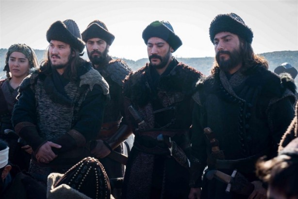 Foto - "Diriliş Ertuğrul" ekibine muhteşem karşılama