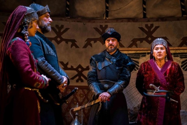 Foto - "Diriliş Ertuğrul" ekibine muhteşem karşılama