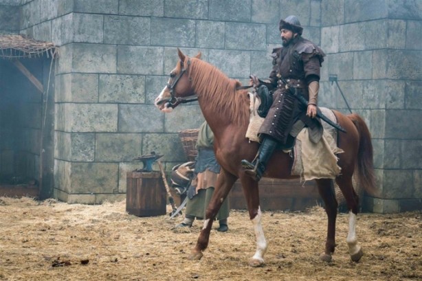 Foto - "Diriliş Ertuğrul" ekibine muhteşem karşılama