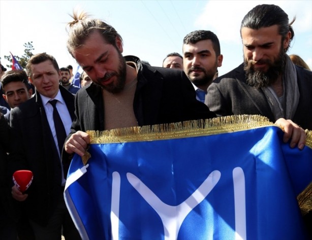 Foto - "Diriliş Ertuğrul" ekibine muhteşem karşılama