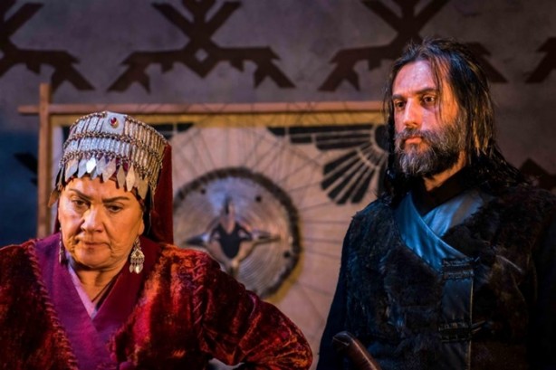 Foto - "Diriliş Ertuğrul" ekibine muhteşem karşılama