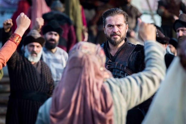 Foto - "Diriliş Ertuğrul" ekibine muhteşem karşılama