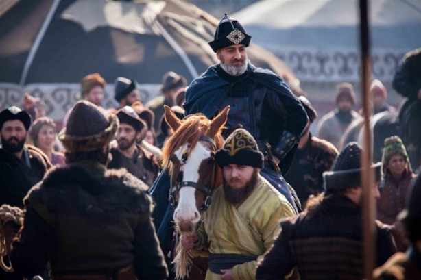 Foto - "Diriliş Ertuğrul" ekibine muhteşem karşılama