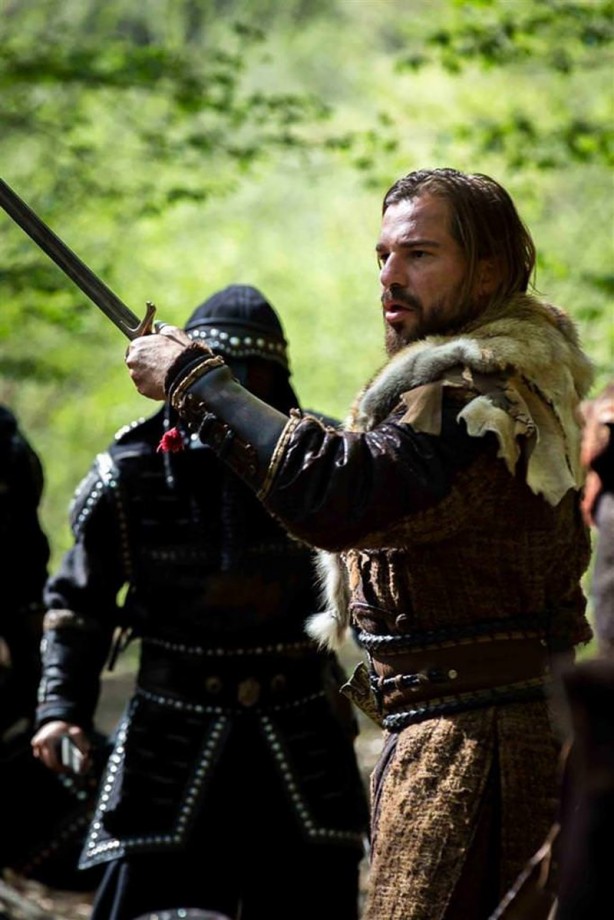 Foto - Diriliş Ertuğrul hayranlarına kötü haber!