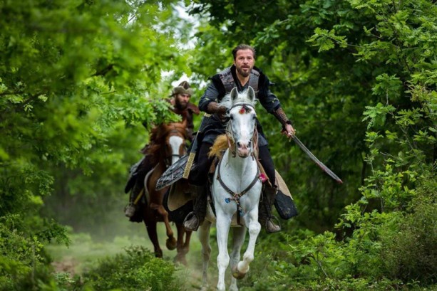 Foto - Diriliş Ertuğrul hayranlarına kötü haber!