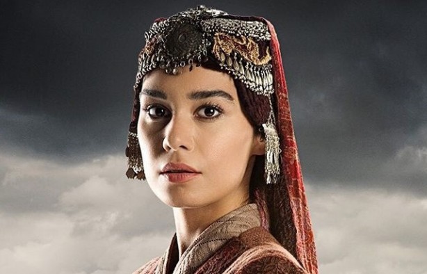 Foto - Diriliş Ertuğrul oyuncuları kaç yaşında?