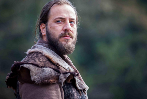 Foto - Diriliş Ertuğrul oyuncuları kaç yaşında?