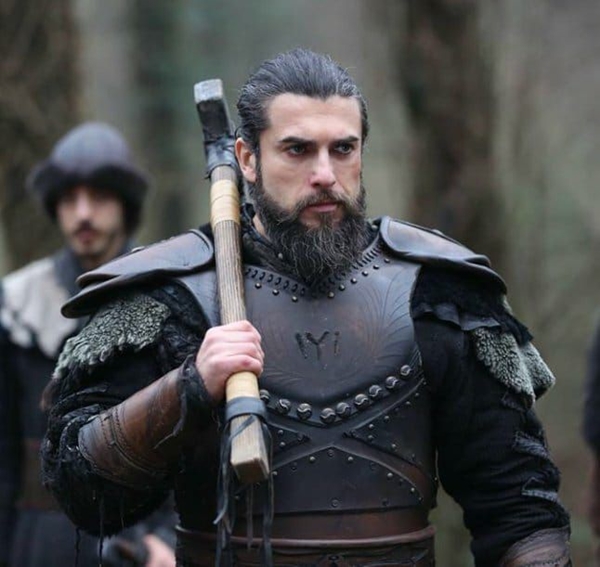 Foto - Diriliş Ertuğrul'un Turgut Alp'ine koronavirüs engeli! Bir kez daha ertelendi