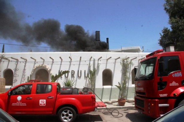 Foto - Diriliş Ertuğrul'un yıldızına büyük şok! Bodrum'daki restoranında yangın çıktı