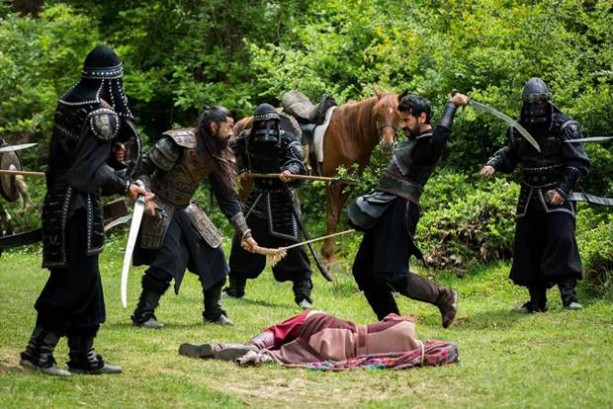 Foto - Diriliş Ertuğrul'undan ayrıldı işte yeni dizisi! 