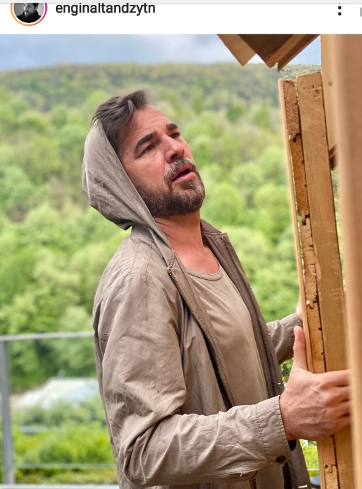 Foto - Diriliş Ertuğrul başrol oyuncusu Engin Altan Düzyatan’ın paylaşımında Kuruluş Osman detayı