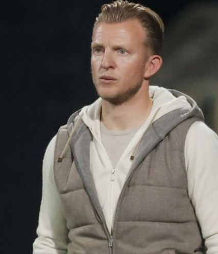 Dirk Kuyt'ın yeni durağı herkesi şaşırttı! İmzalar atılıyor: O takımın başına geçecek: Sürpriz anlaşma